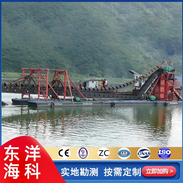 挖沙船